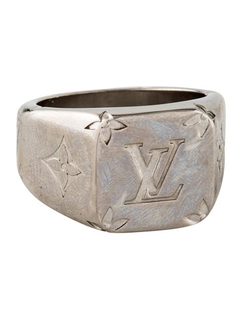 louis vuitton black pen silver ring|Louis Vuitton jewelry rings.